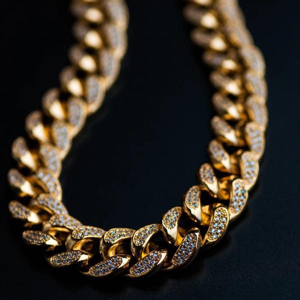 Diamond Cuban Link Choker in Yellow Gold (18 Inches)