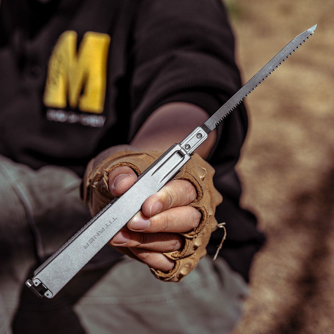 Tissaw: a CNC-Machined Titanium Folding Hand Saw
