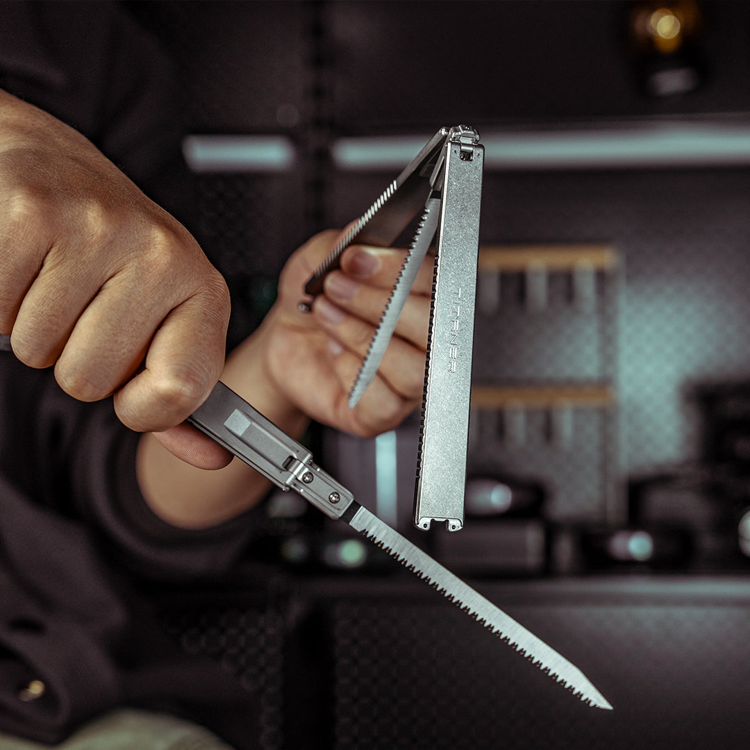Tissaw: a CNC-Machined Titanium Folding Hand Saw
